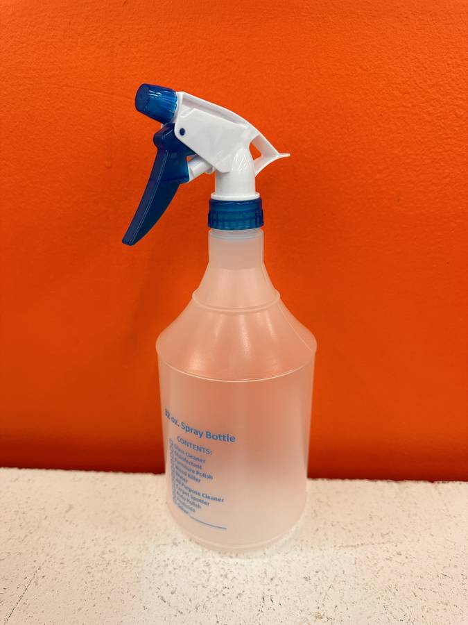 Whitmor 32 oz Spray Bottle