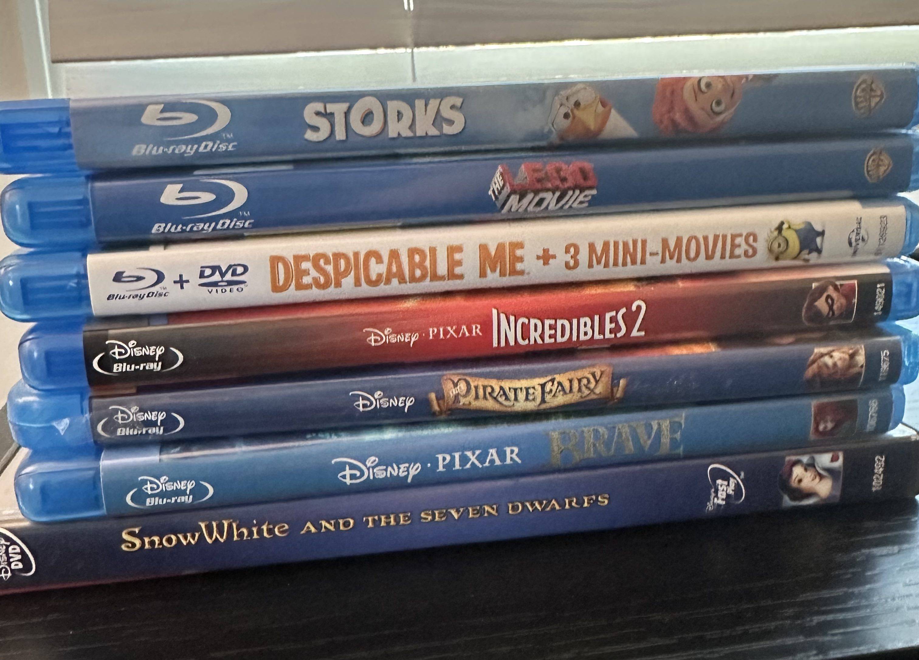 Lot of Family Blu-rays (DVDs not included) Auction | ezDownsizing
