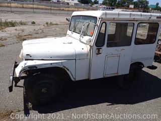 1969 Kaiser Dispatcher Jeep DJ-5A