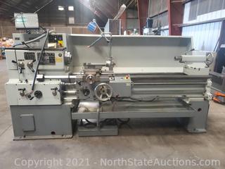 TOS TRENCIN Lathe