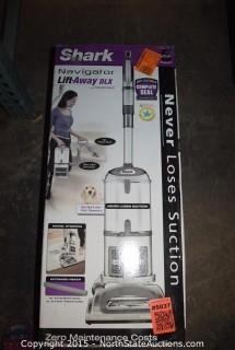 Shark Navigator Lift-Away DLX